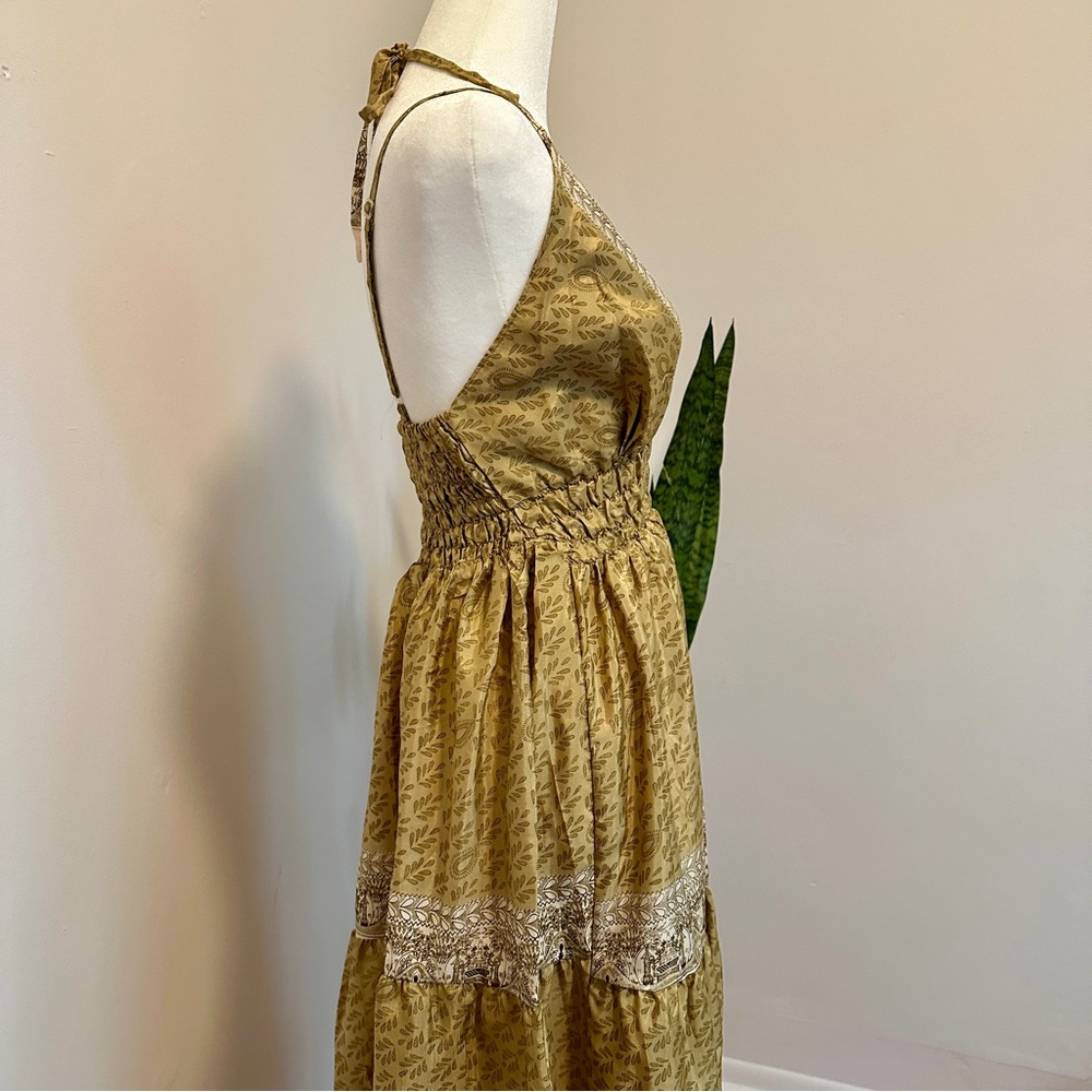 Junglee Billee | Tiered Halter Midi Dress - Picture 5 of 12
